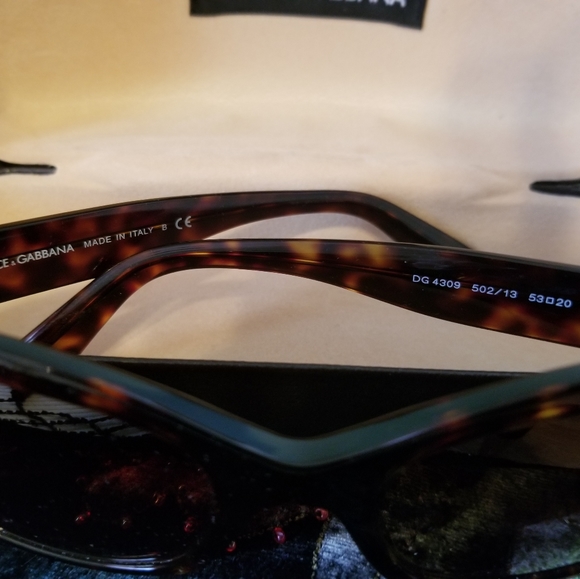 Dolce and Gabbana Sunglasses - Picture 4 of 6